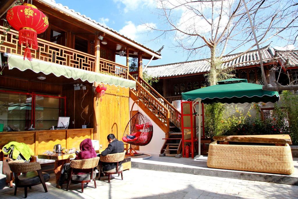 Runtong International Youth Hostel Lijiang  Luaran gambar