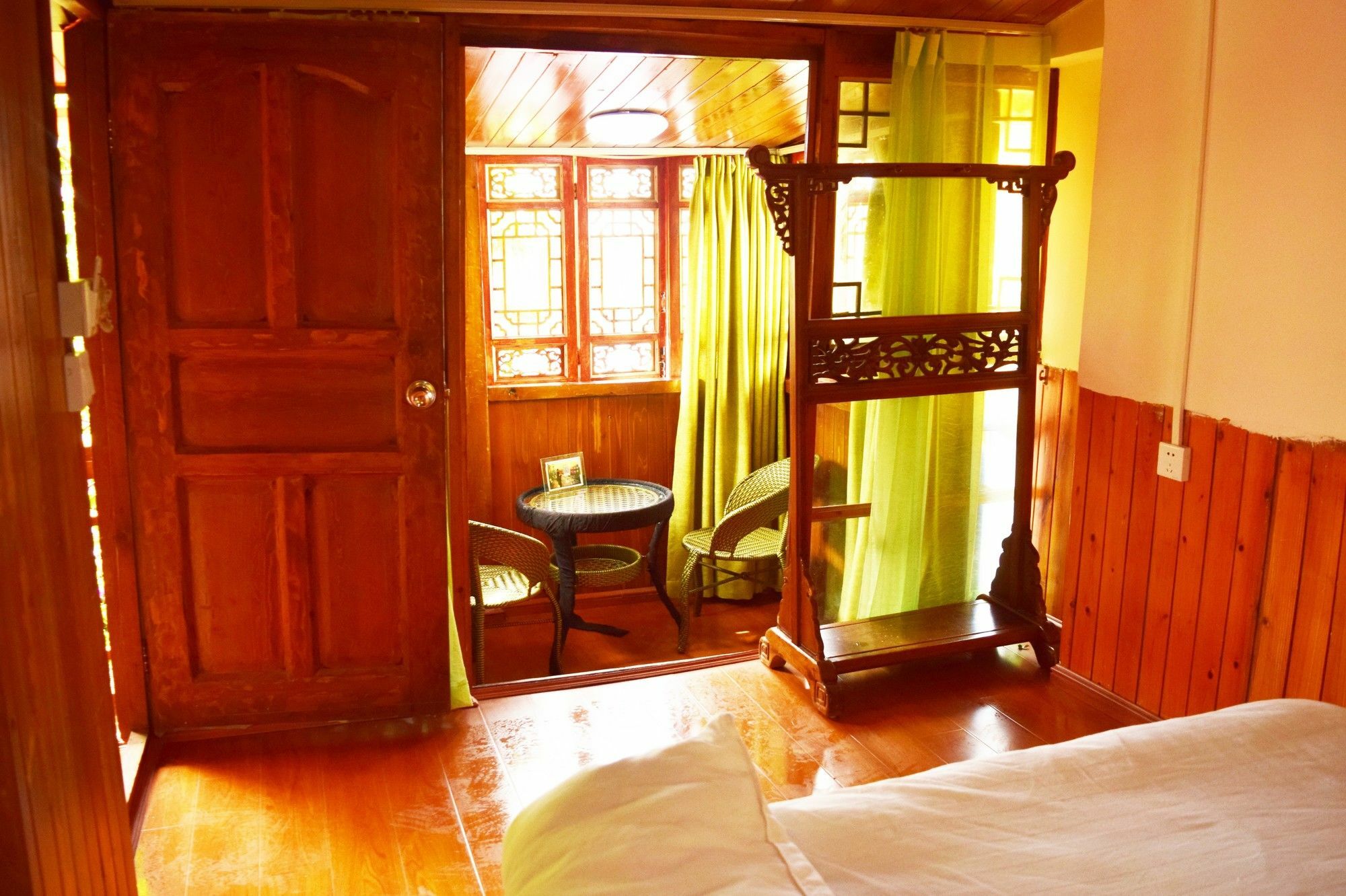 Runtong International Youth Hostel Lijiang  Luaran gambar